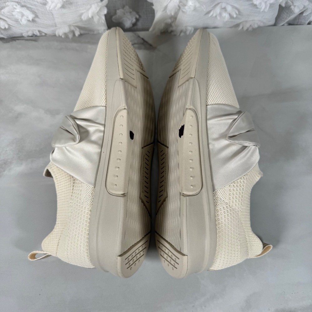 Mark Nason Cream Bow Sneakers Breathable Mesh Upper Pull On Size 10 - Picture 7 of 10